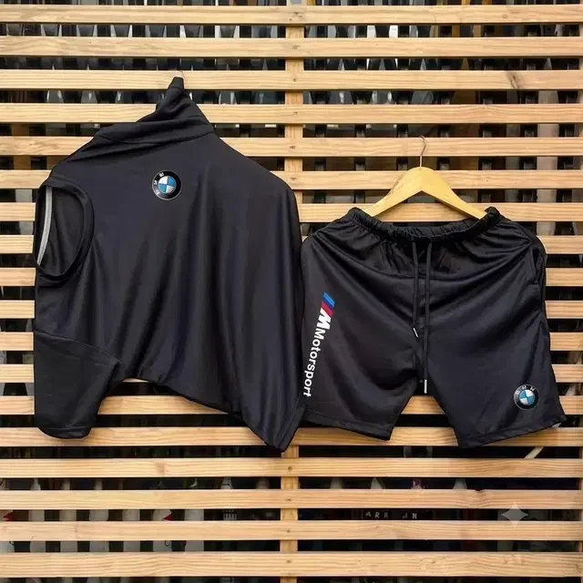 Round neck  Mens Tracksuits Solid Black(L)