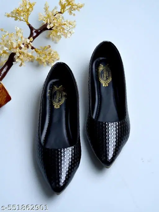 Textured Patent Leather Ballerinas for Women (Black, 11 to 12 Years)