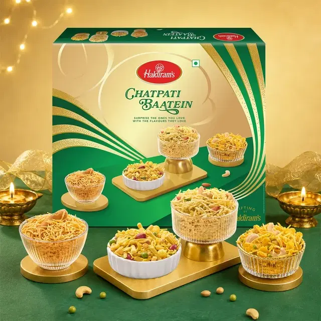Haldiram's Chatpati Baatein Gift Pack 820 g
