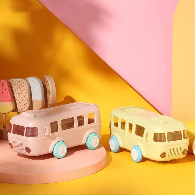 Plastic Bus Shape Sipper Bottle for Kids, Multicolor (1000 ml)