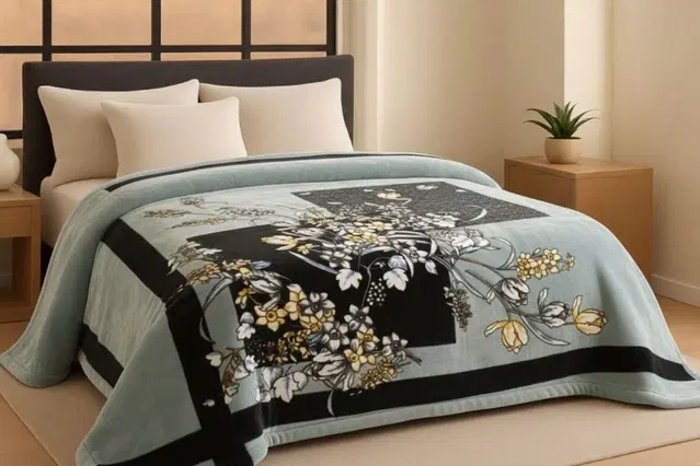 Wool Printed Blanket, Green (90x80 inch)