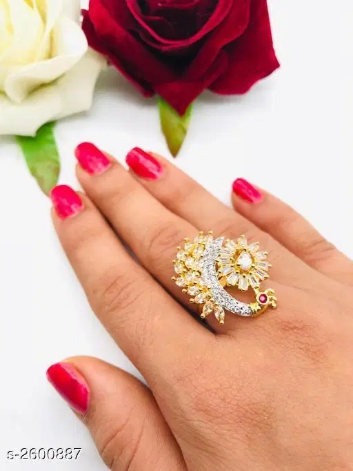 Fashionable Ring for Women (Silver, Free Size)