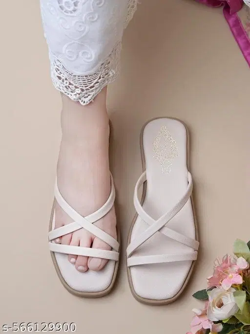 Shoetopia Women's Flats - Cream (Size 7.0)