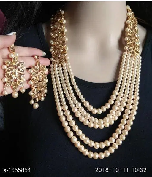 Fancy Alloy And Metal Beads Jewellery Set