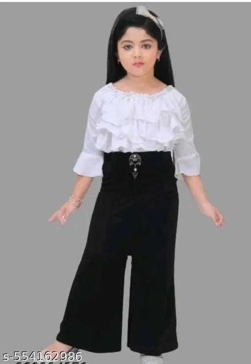 White Cotton Three-Quarter Sleeve Round Neck Top & Cotton Pant Set Clothing Set for Girls (Black, 6-12 Months)