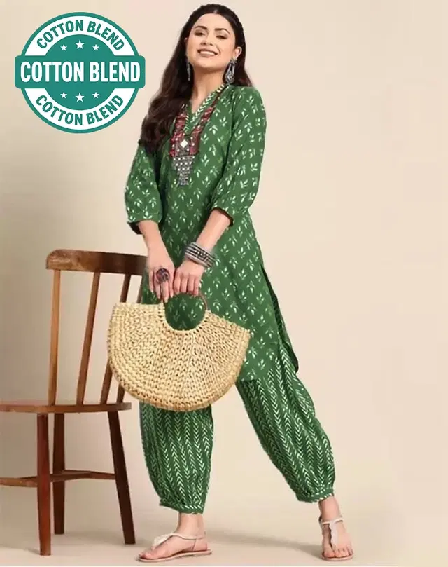 Cotton Printed Women's Kurta with Pant Set, Green (M)
