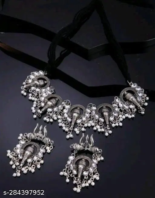 Fashionable Oxidised Ganesha Set