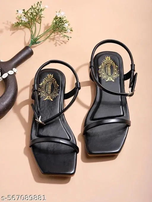 Shoetopia Girls Flat Sandals Size 7.0 Black