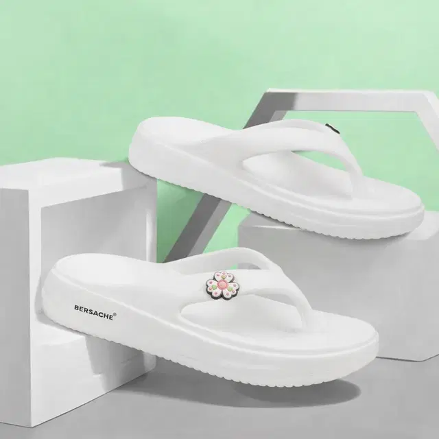 Eva Sliders for Women (1, 4)