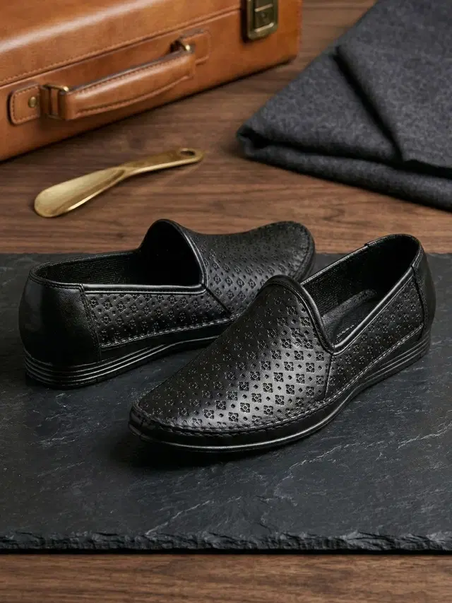 AJANTA FOOTCARE INDIA PRIVATE LIMITED PVC Loafers for Men (Black, 9)