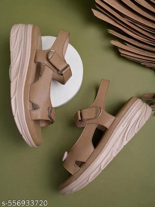 Shoetopia Brown Round Toe Comfort Mules 9.5-10 Years