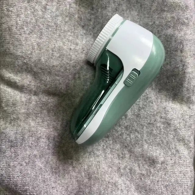 Lint Remover For Clothes ,Multicolour,(Pack Of 1)