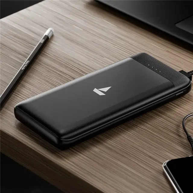 Powerbank with 10000mAh battery capacity with Smart IC protection, 22.5W fast charging