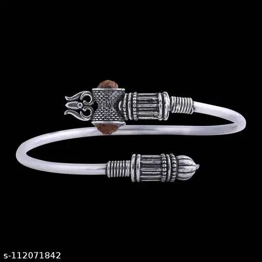 Silver Garnet Kada Bracelets for Women (Silver)