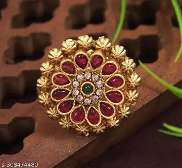 Trendy Rings for Women (Gold)