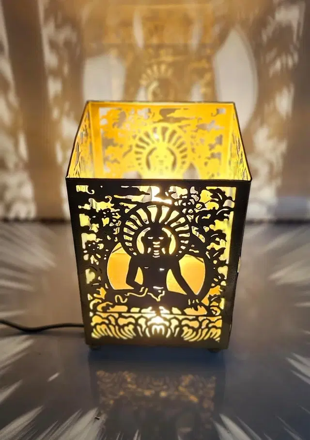 Metal Decorative Electric Moroccan-Style Oil Burner with Oil, 10 ml, Gold, Set of 1