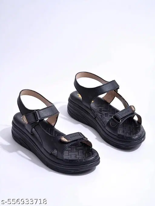 Shoetopia Black Comfort Mid-Top Sandals 11-12 Years