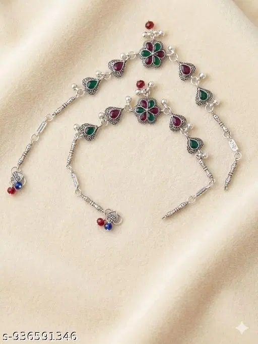 Elegant Anklets for Women (Silver, Free Size)