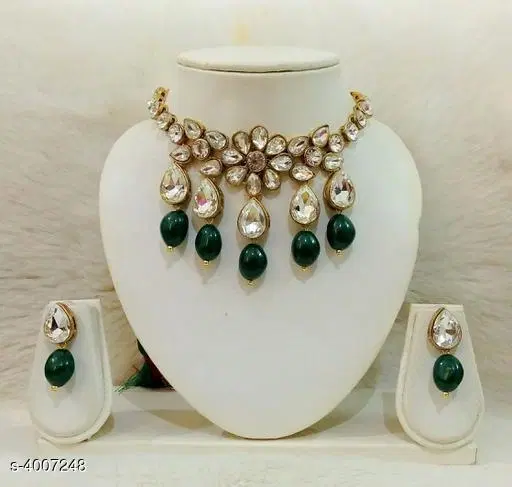 Attractive Women'S Jewellery Set, Green