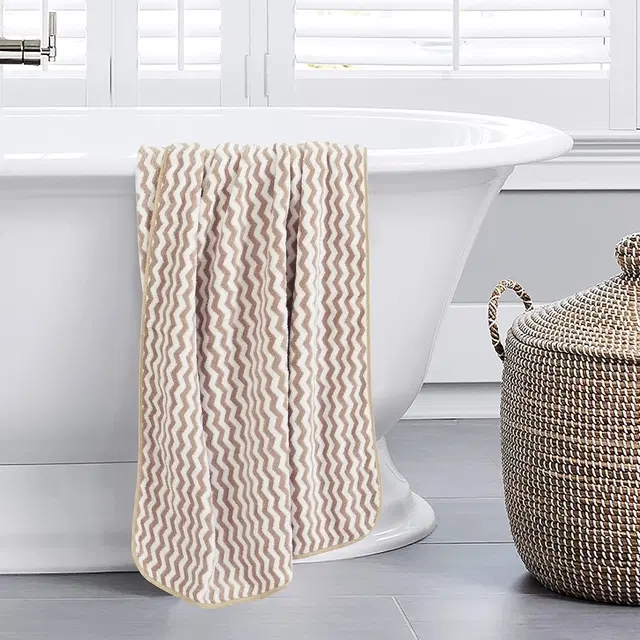 Microfiber Solid Bath Towel, Multicolor