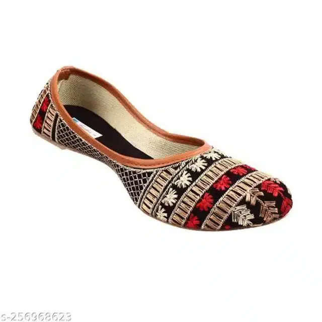 Mojaris for Women (Black, 4)