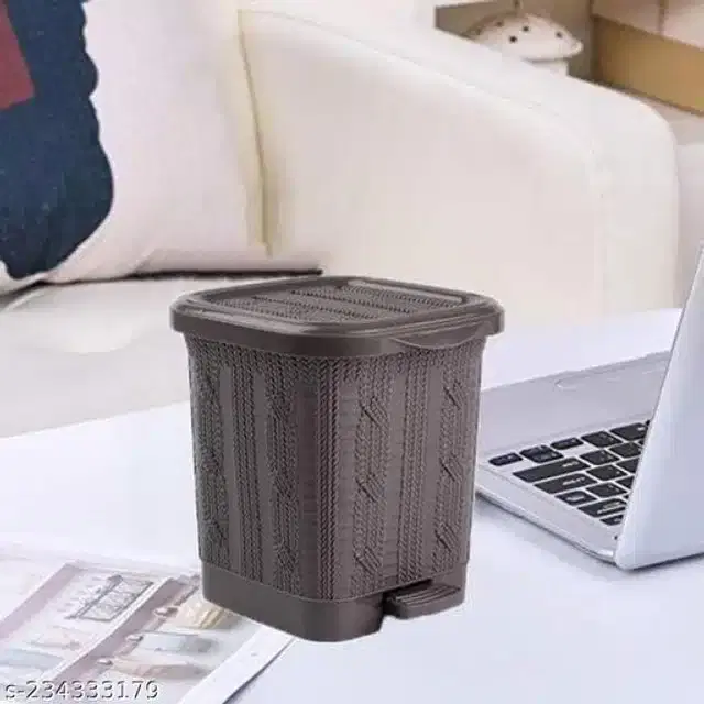 Dustbin with Lid for Home, Brown, 1 L