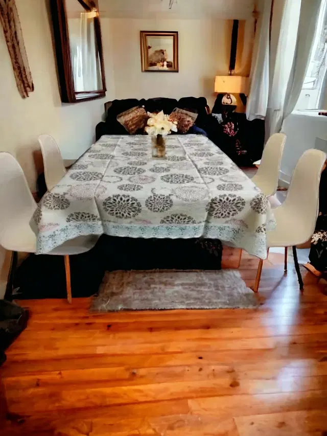 Polyester Embroidered Table Cloth, Red, 60x90 inches