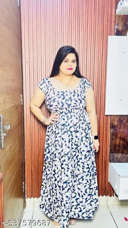 Elegant Gown for Women (White, M)