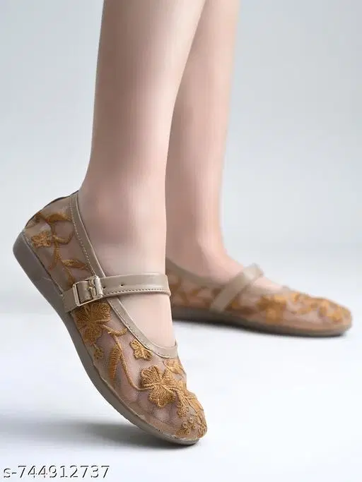 Shoetopia Ballerinas Brown Size 5.0