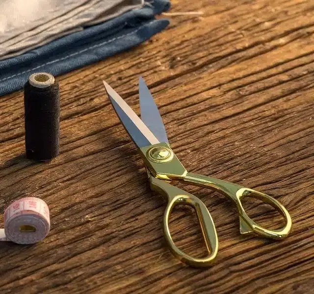 Tailoring Scissor, 9 Inches, Gold