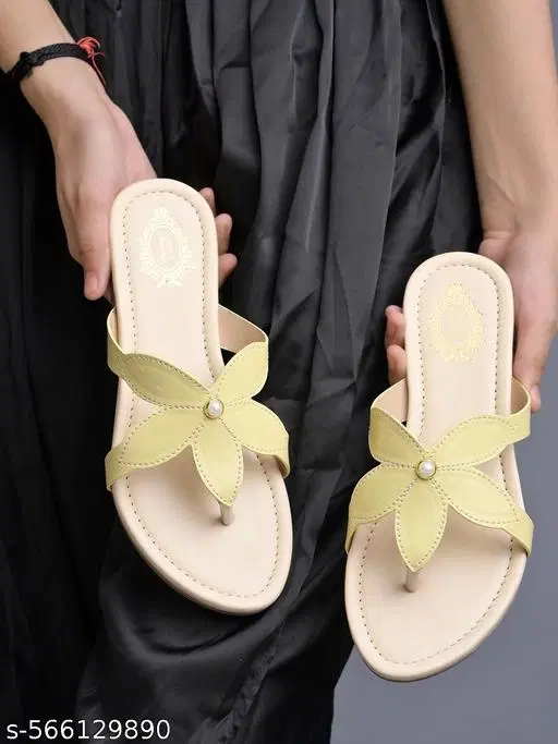 Shoetopia Girls Embellished Flat Sandals Beige Size 5