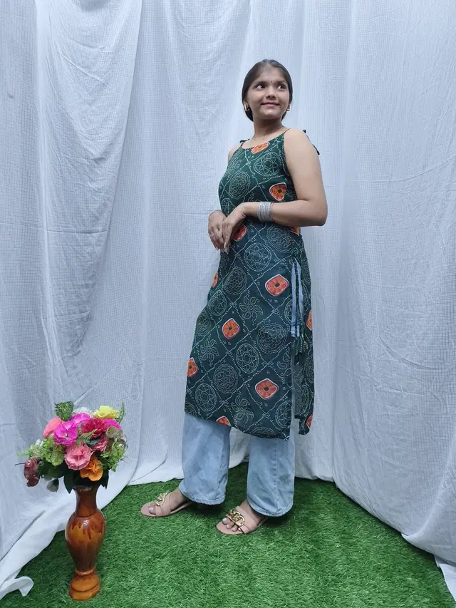 Tie Up Sleeveless Kurti for Women (Green, XS)