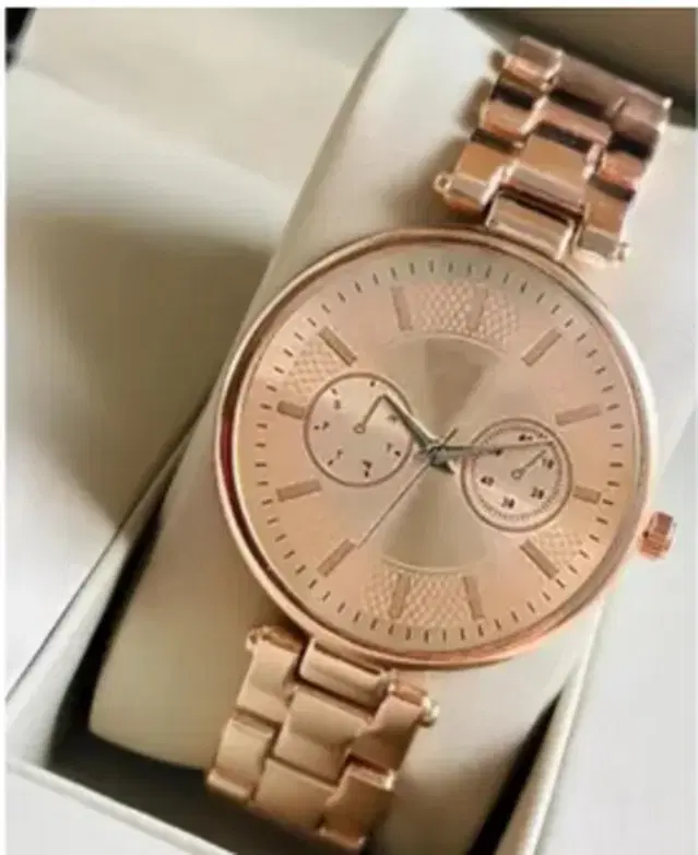 Analog Watch for Women (Rose Gold)