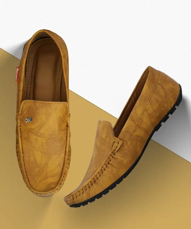 Velvet Loafer Shoes for Men (Beige, 6)