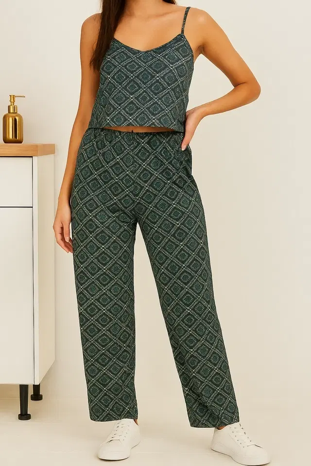 Women's Sleepwear All Over Print Pyjama; Green (M)